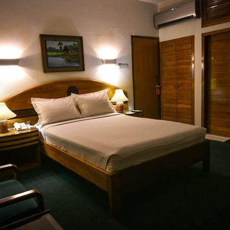 דאהקה White House Hotel - City Center מראה חיצוני תמונה