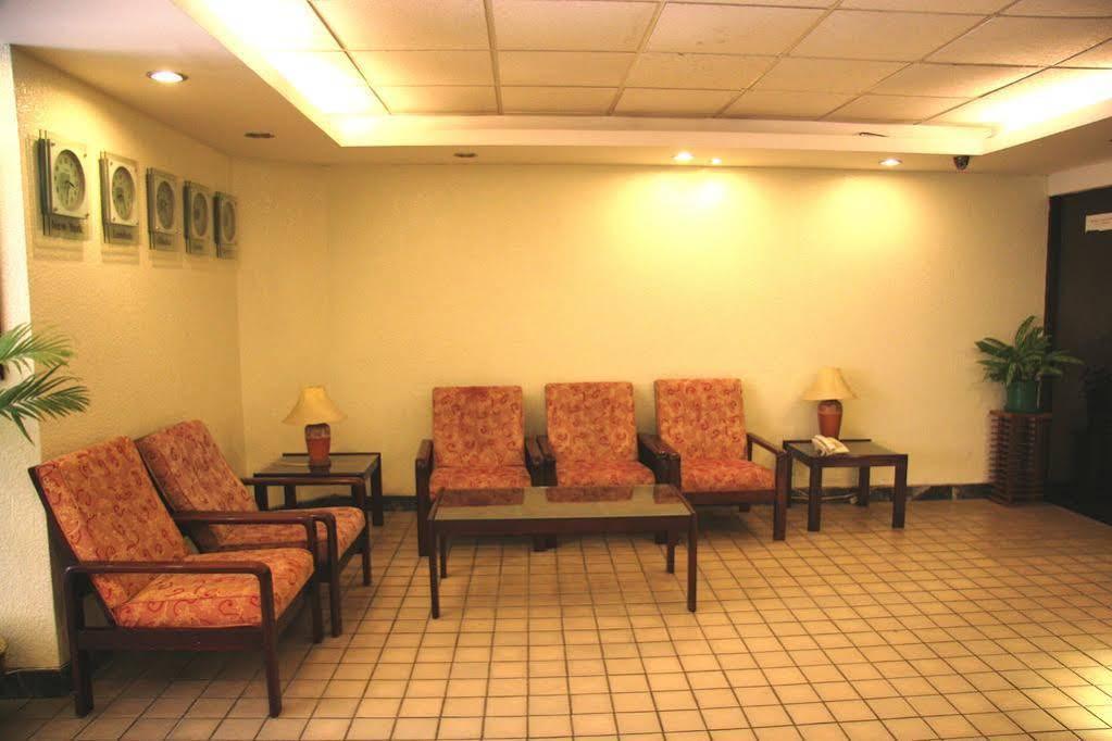 דאהקה White House Hotel - City Center מראה חיצוני תמונה